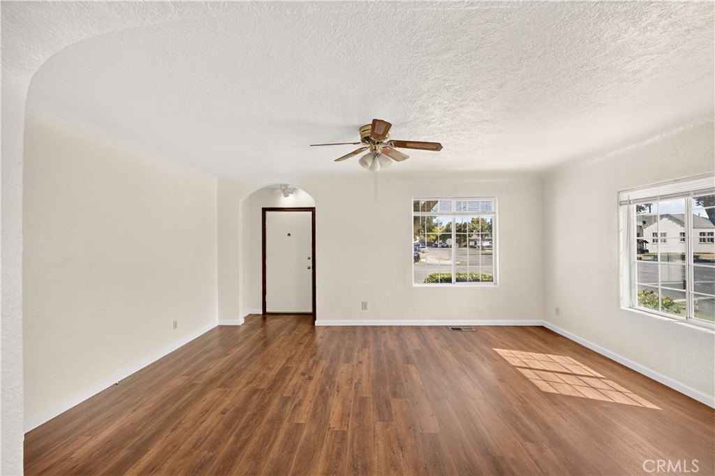 91 6th, Gustine, CA 95322
