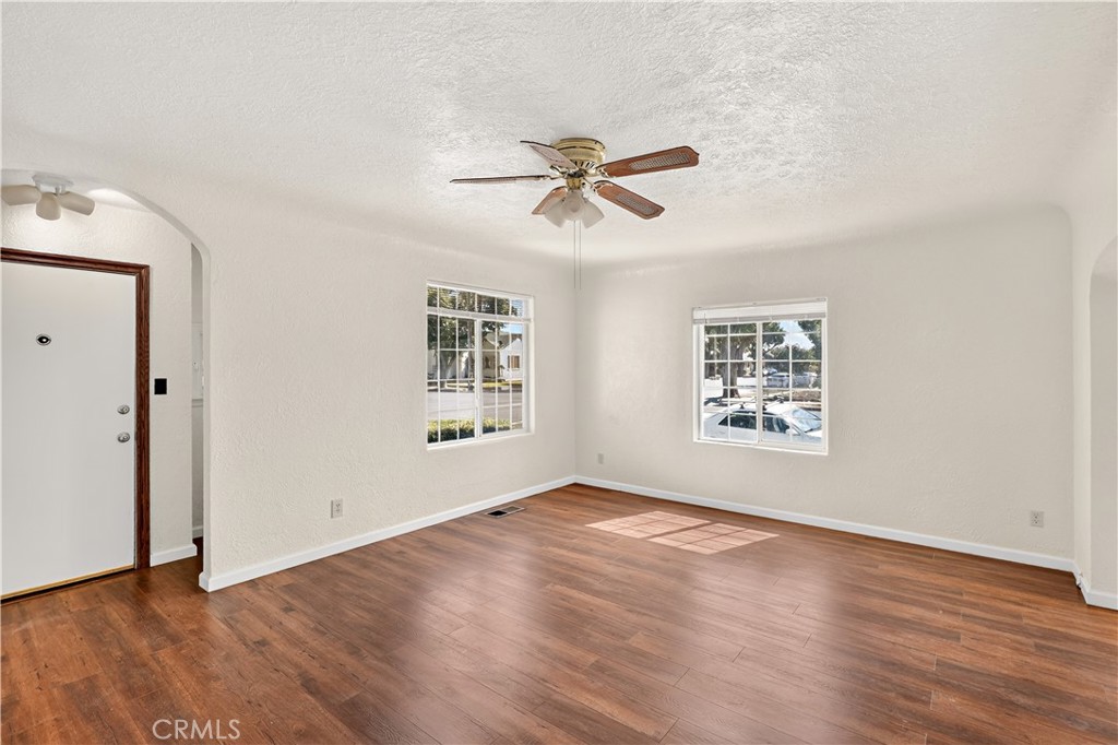 91 6th, Gustine, CA 95322