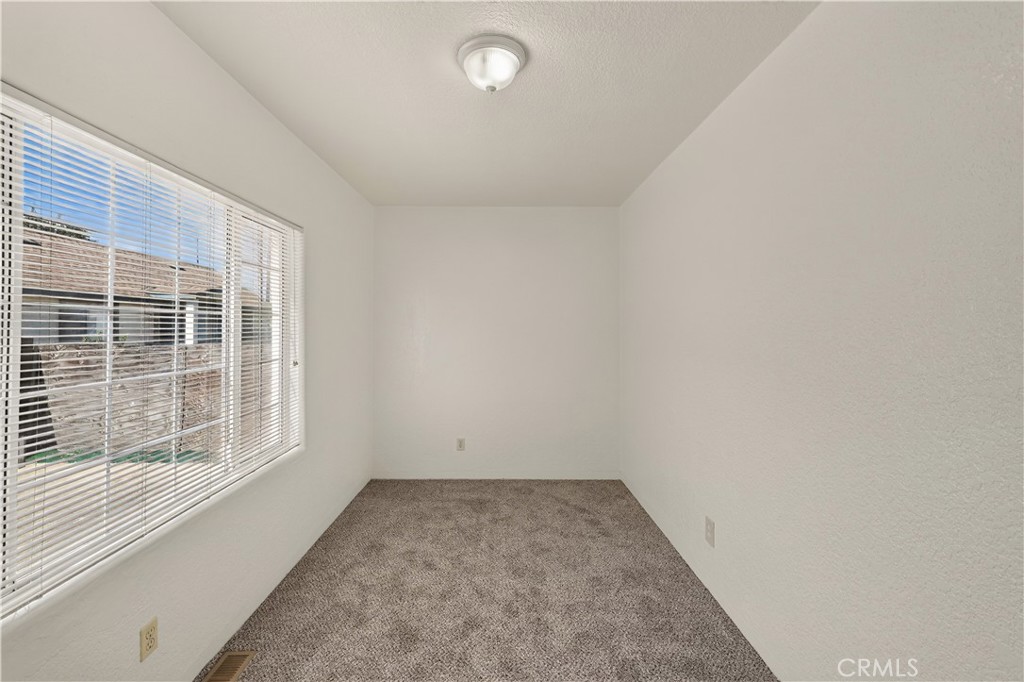 91 6th, Gustine, CA 95322