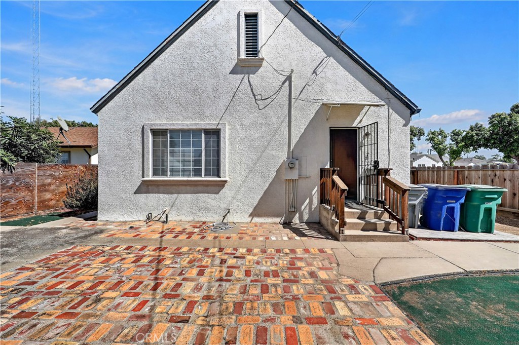 91 6th, Gustine, CA 95322