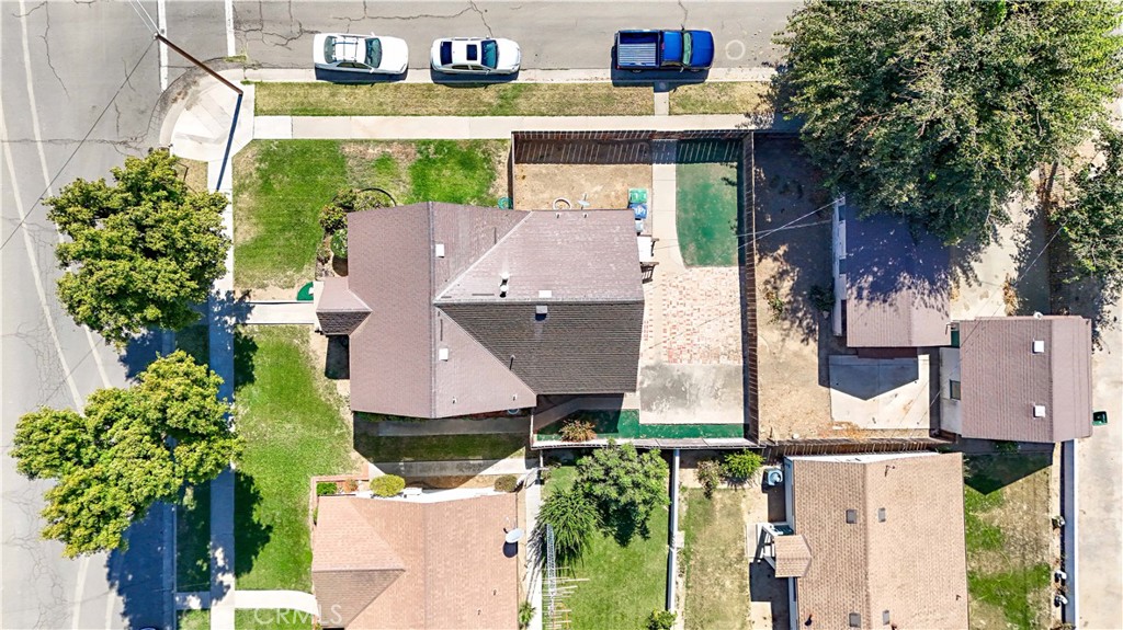 91 6th, Gustine, CA 95322