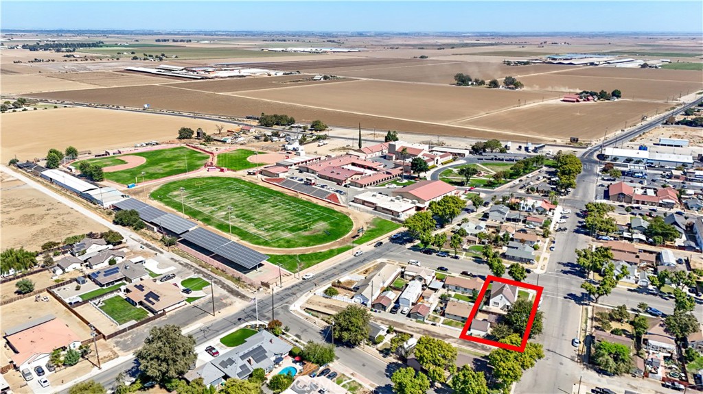 91 6th, Gustine, CA 95322