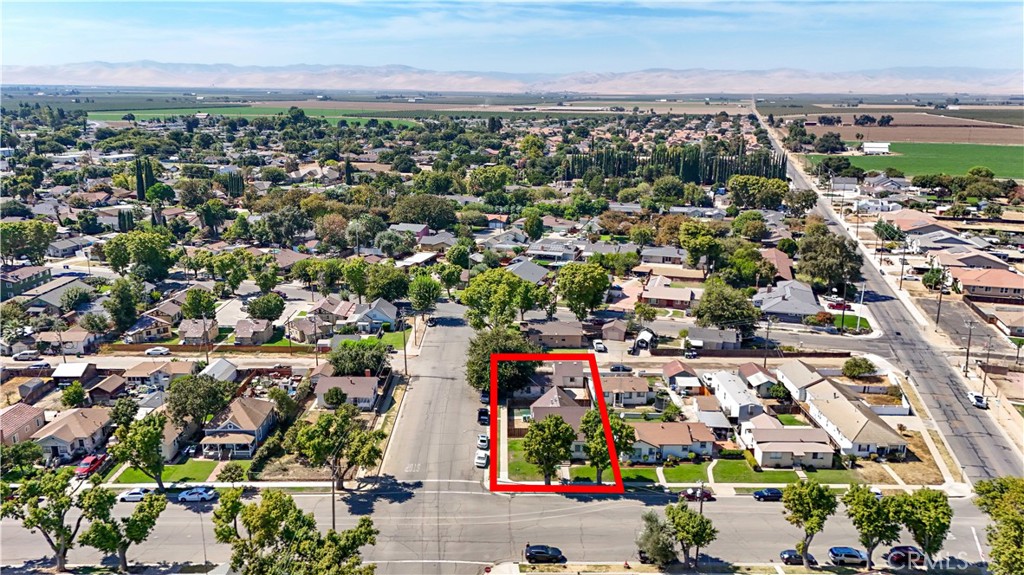 91 6th, Gustine, CA 95322