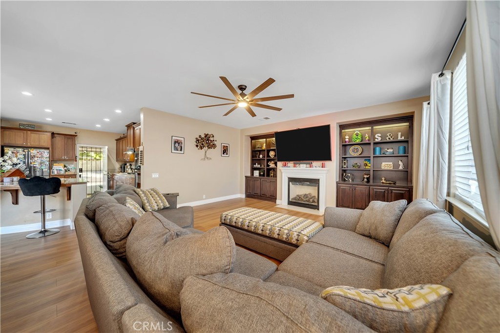 1289 Lurs Ct, Merced, CA 95348