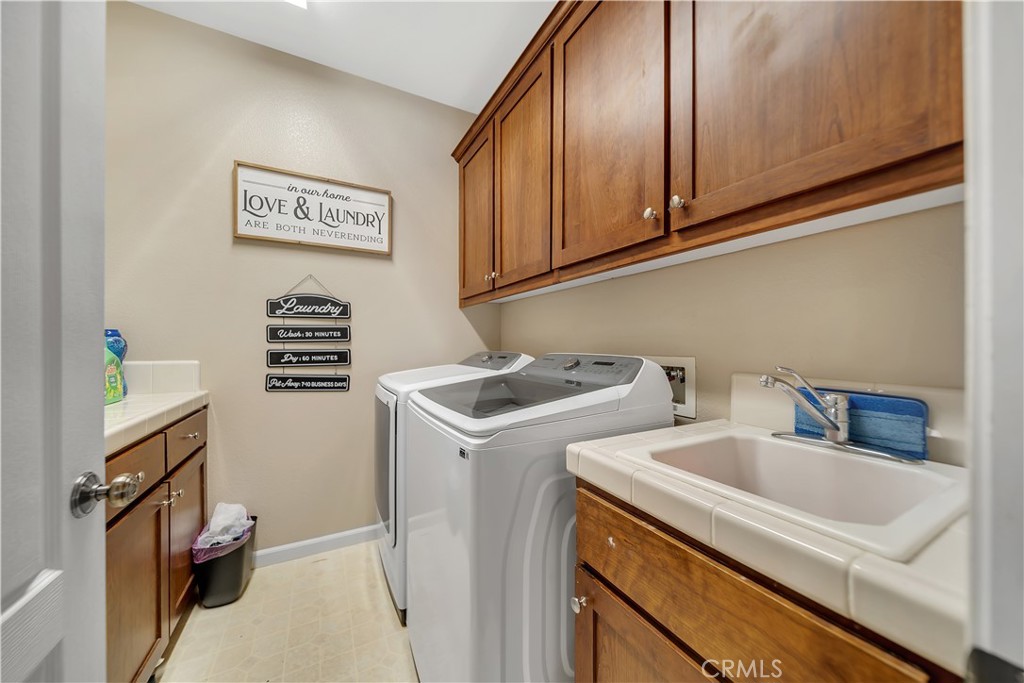 1289 Lurs Ct, Merced, CA 95348