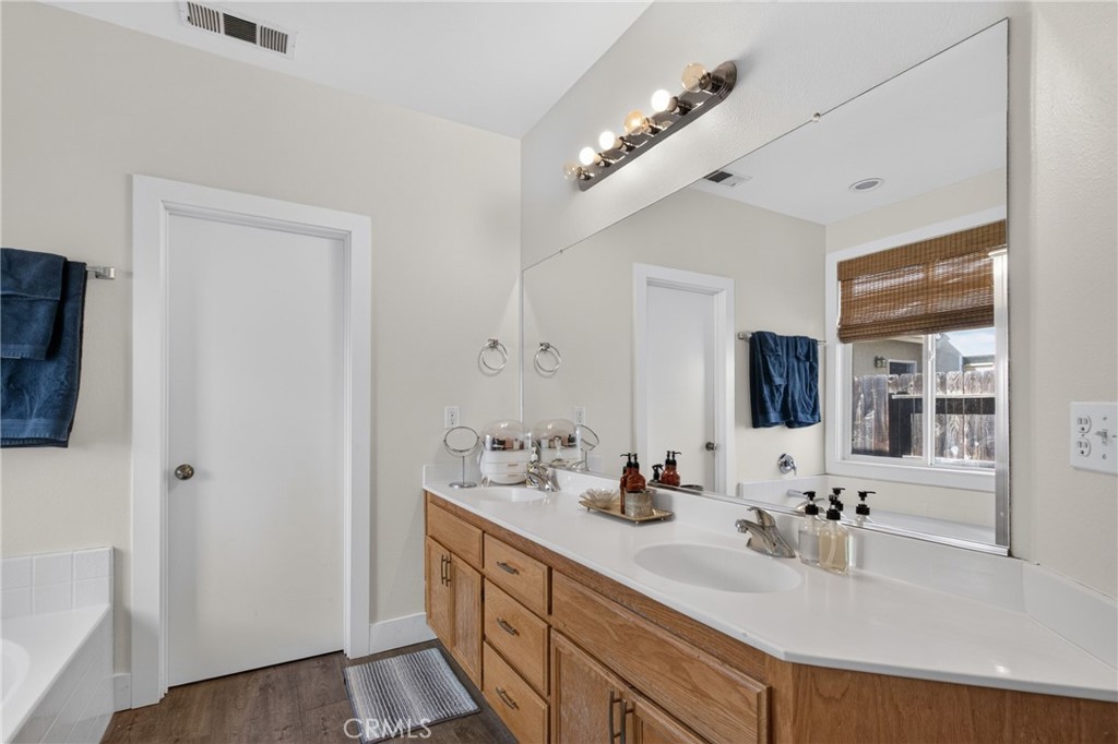 1467 Caraway Ct, Merced, CA 95340