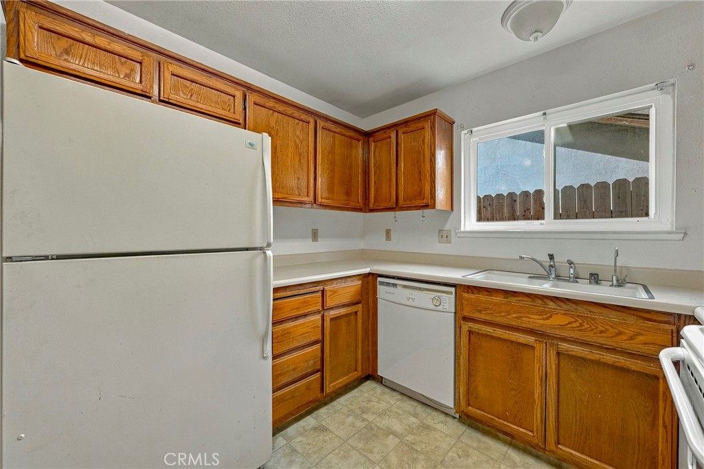 746 Marian Ct, Merced, CA 95341