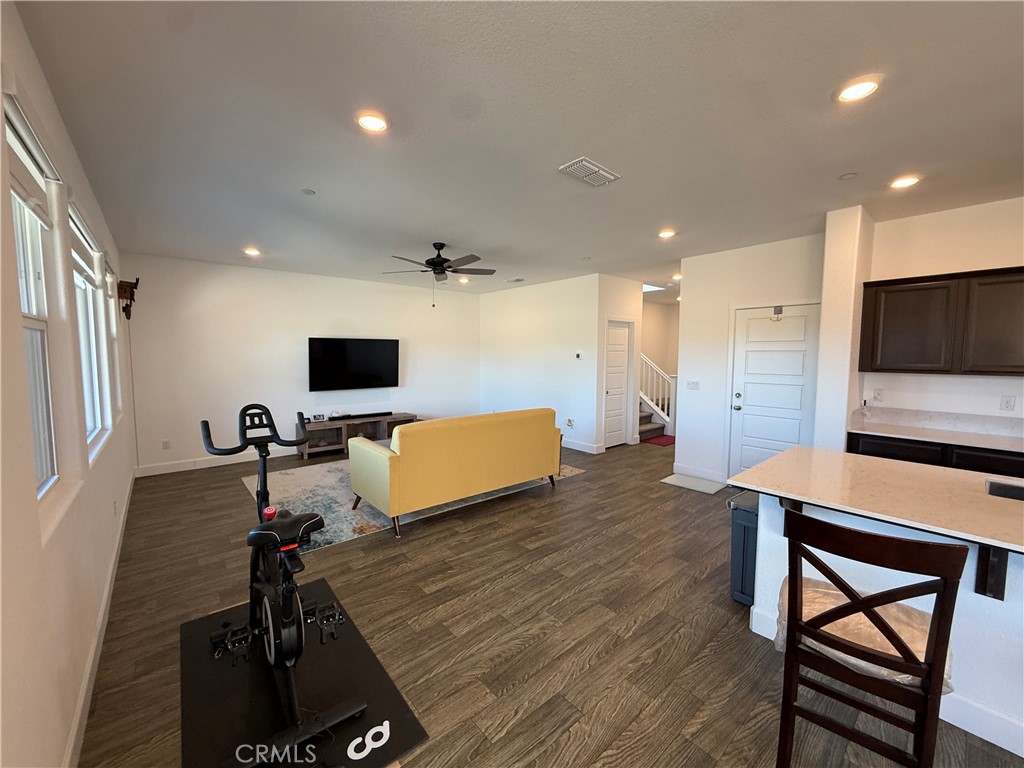 2413 Explorador, Merced, CA 95340