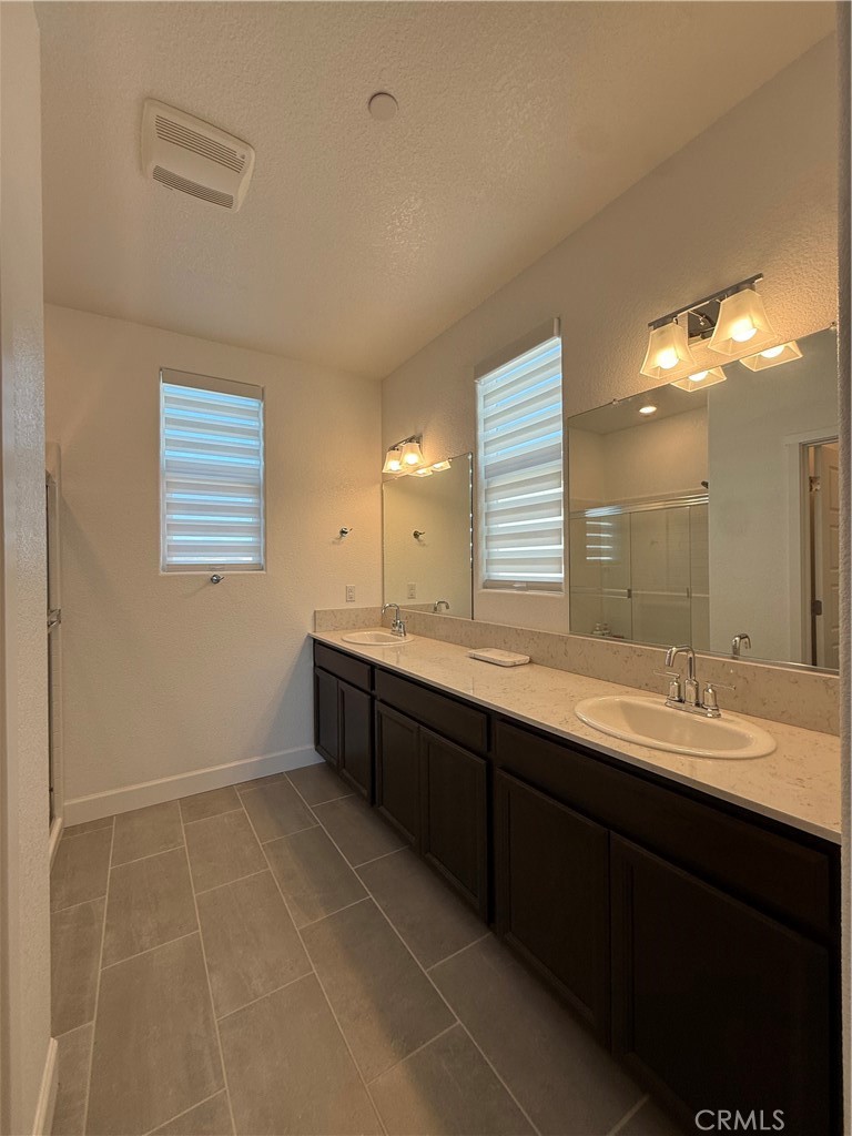 2413 Explorador, Merced, CA 95340