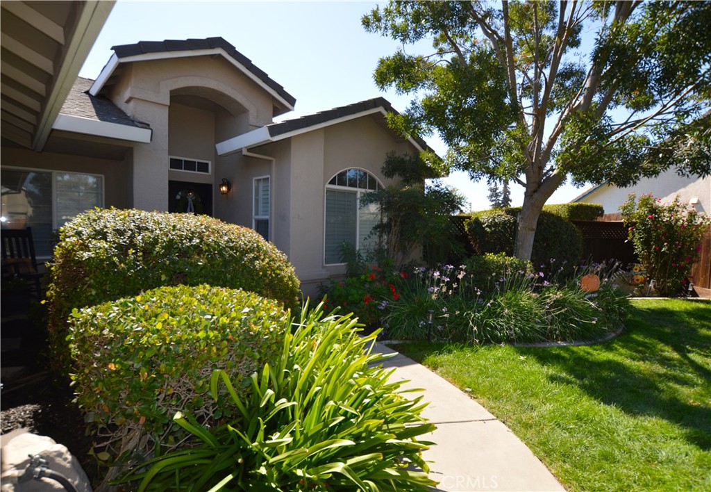 384 E Manzanita Dr, Atwater, CA 95301