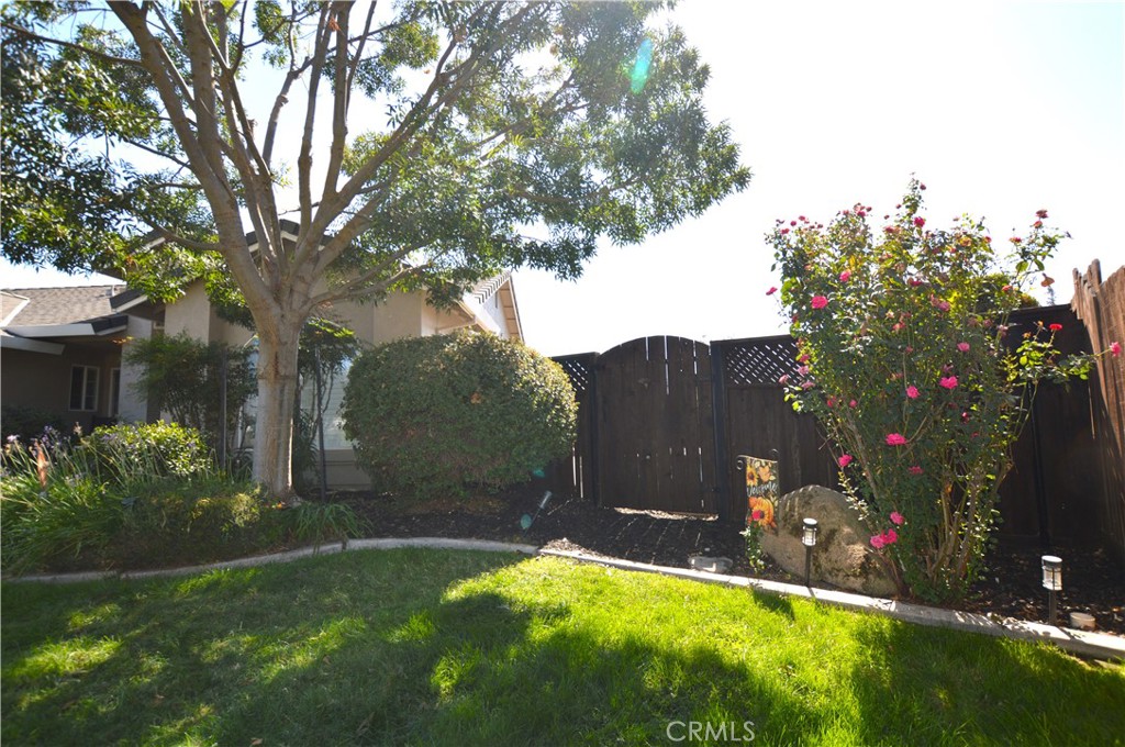 384 E Manzanita Dr, Atwater, CA 95301