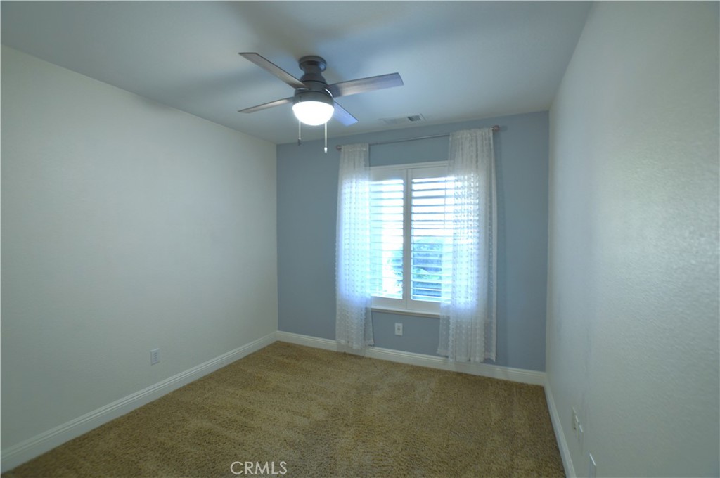 384 E Manzanita Dr, Atwater, CA 95301