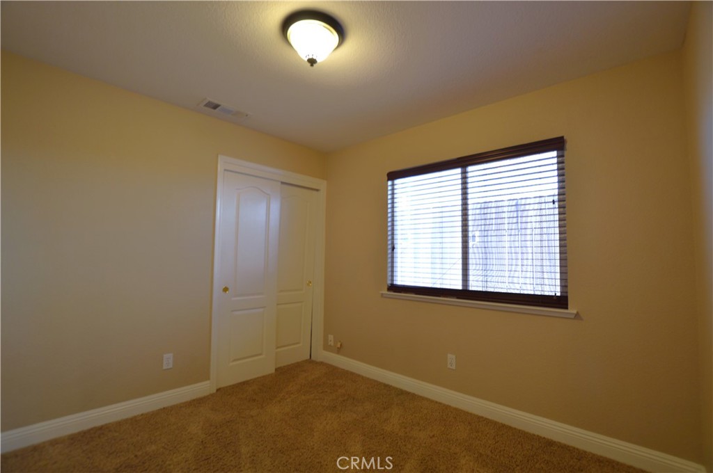 384 E Manzanita Dr, Atwater, CA 95301