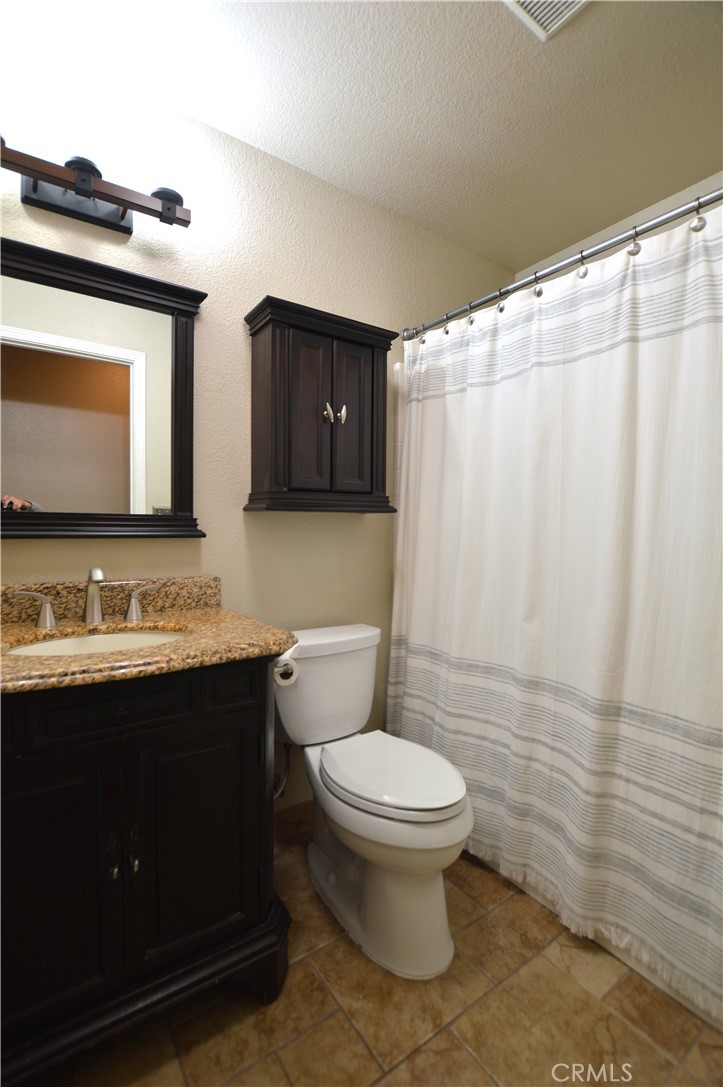 384 E Manzanita Dr, Atwater, CA 95301