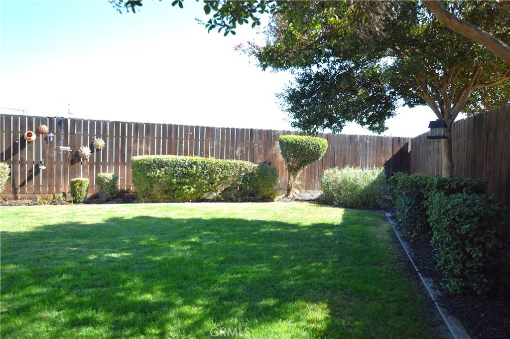 384 E Manzanita Dr, Atwater, CA 95301