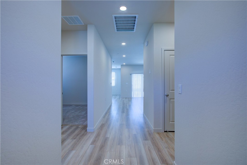 4721 Athena Dr, Merced, CA 95348