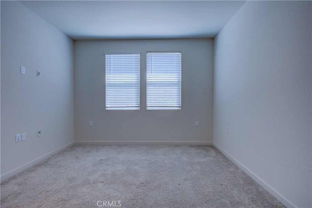 4721 Athena Dr, Merced, CA 95348