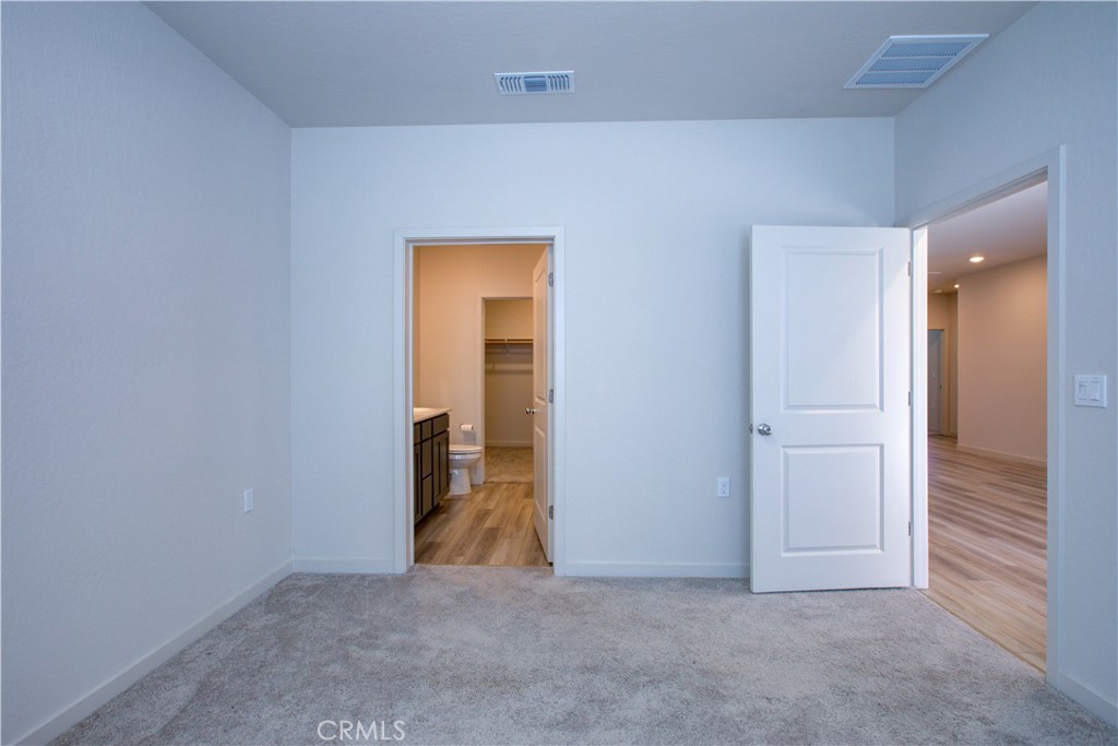 4721 Athena Dr, Merced, CA 95348