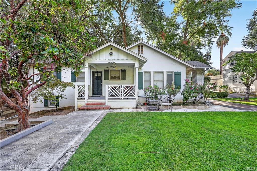 575 Bear Creek Dr, Merced, CA 95348