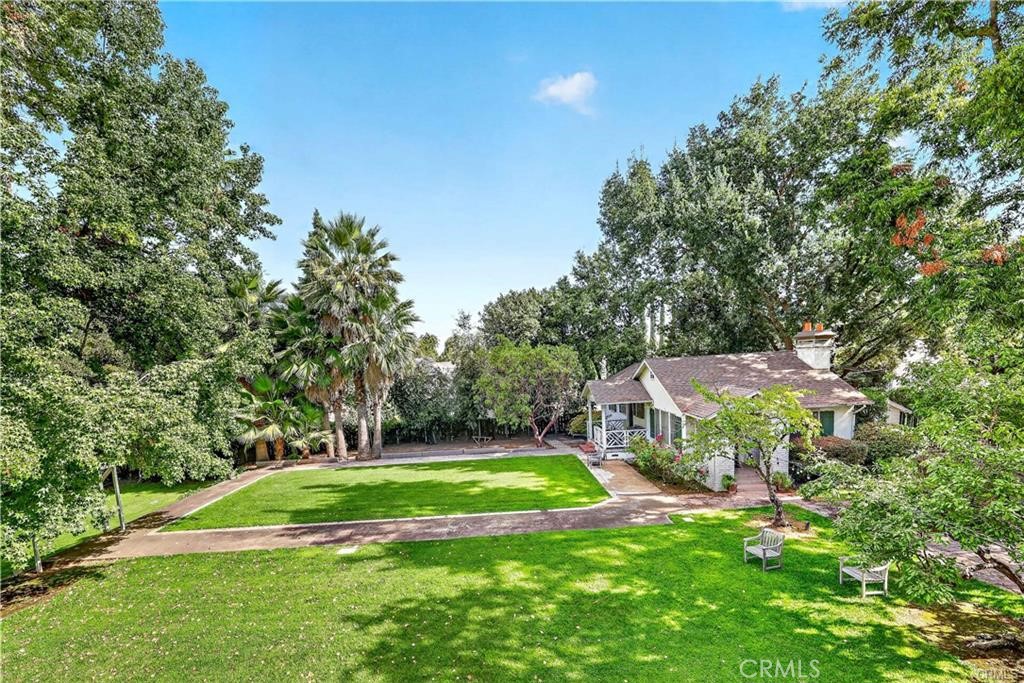 575 Bear Creek Dr, Merced, CA 95348