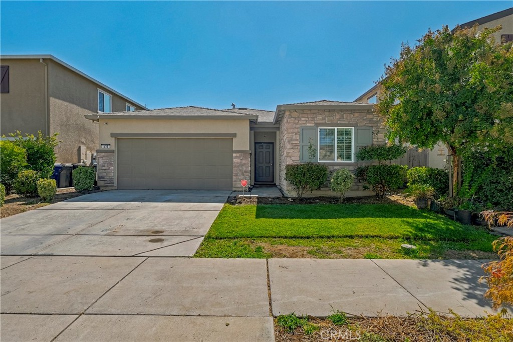 638 Phelps Dr, Merced, CA 95348