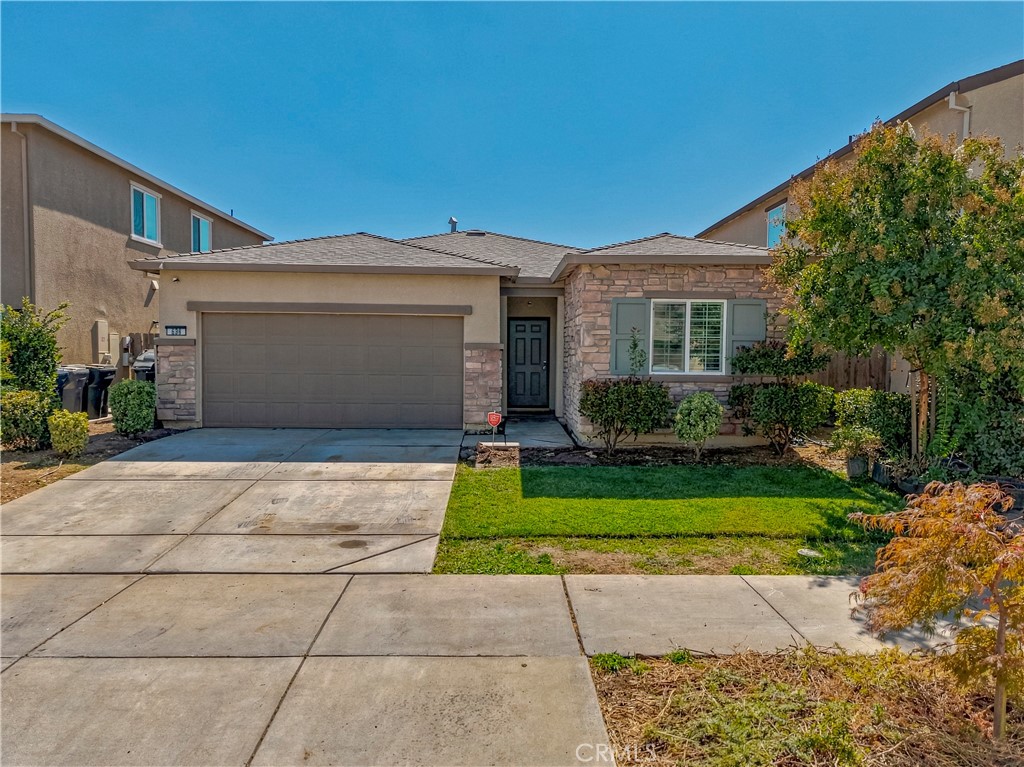 638 Phelps Dr, Merced, CA 95348