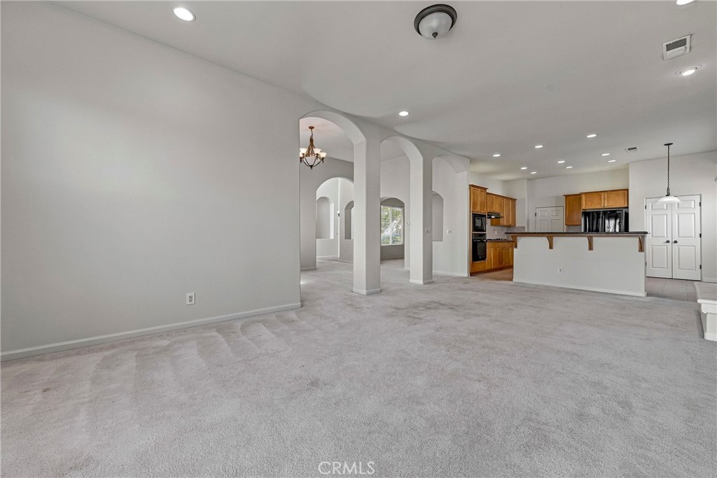 8185 Lake Shore, Chowchilla, CA 93610