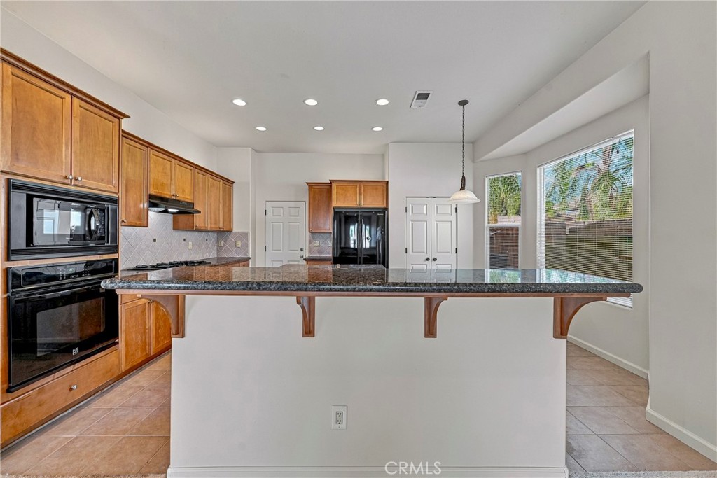 8185 Lake Shore, Chowchilla, CA 93610