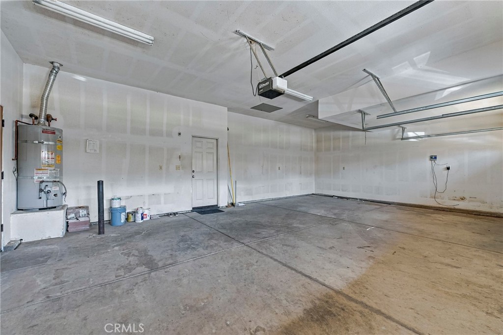 8185 Lake Shore, Chowchilla, CA 93610