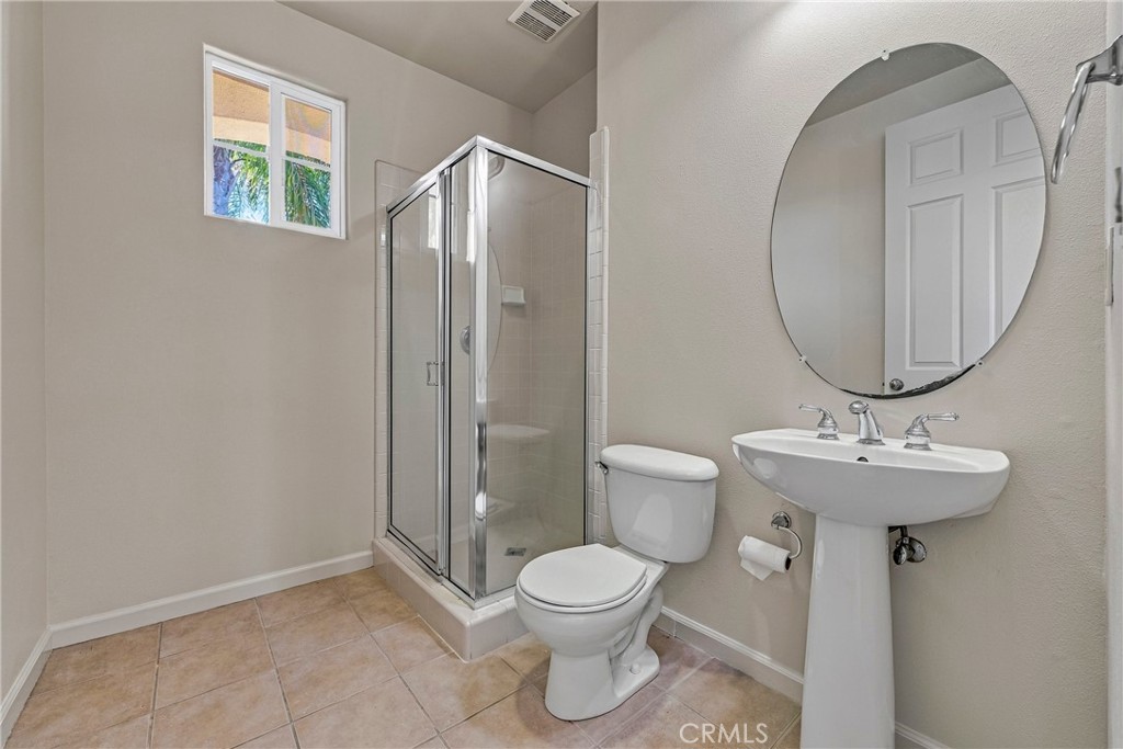 8185 Lake Shore, Chowchilla, CA 93610