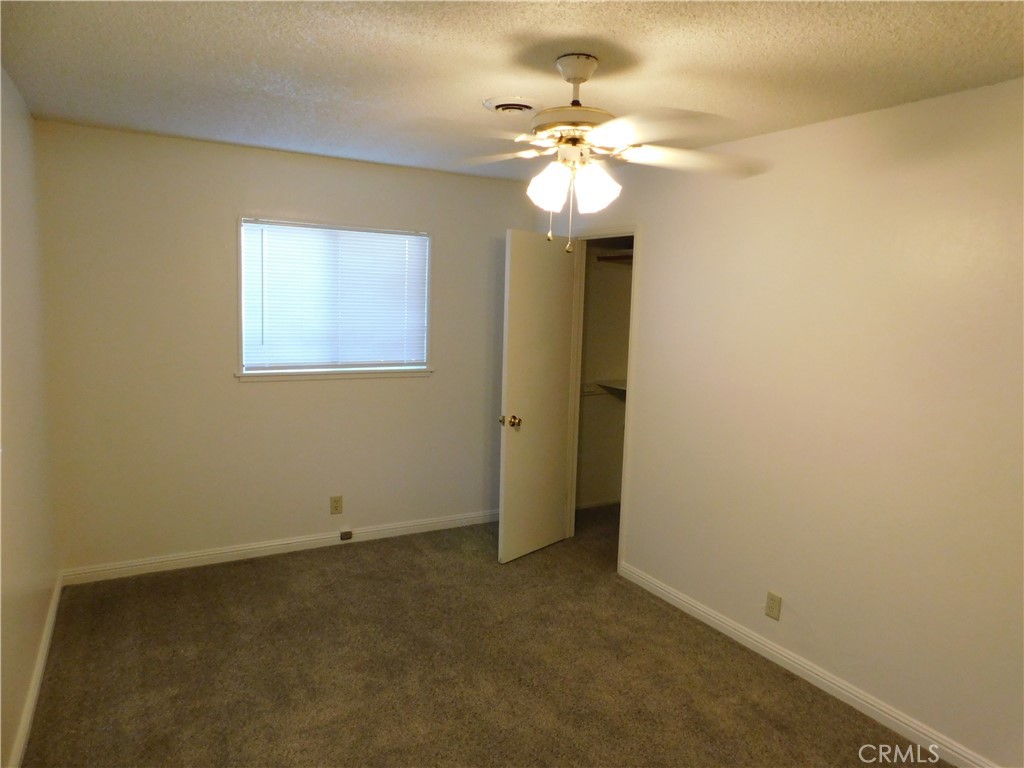 1253 W 11th St, Merced, CA 95341