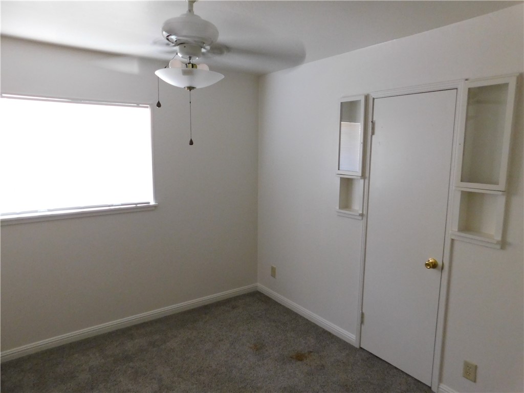 1253 W 11th St, Merced, CA 95341