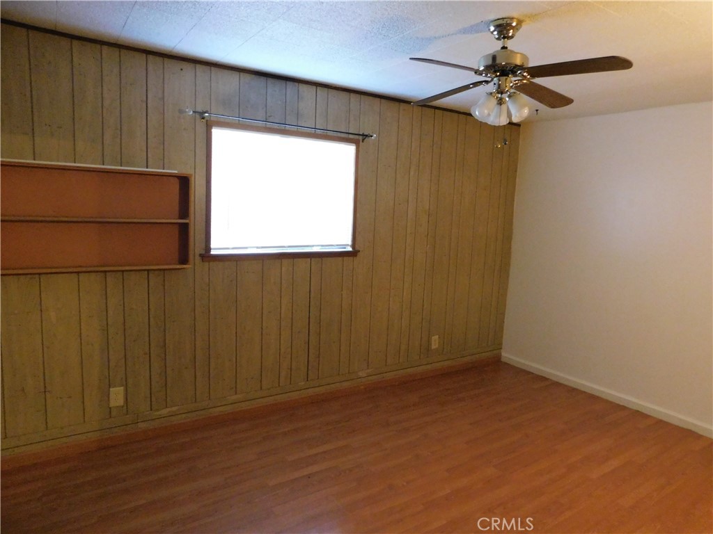 1253 W 11th St, Merced, CA 95341
