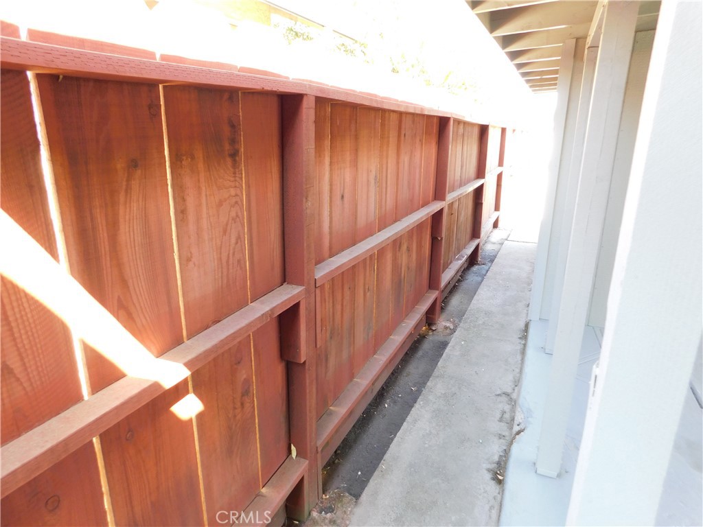 1253 W 11th St, Merced, CA 95341