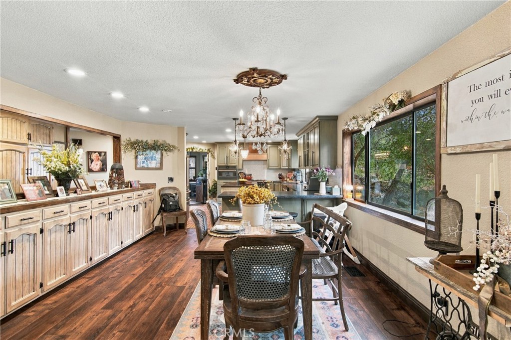 5552 Bear Creek Dr, Catheys Valley, CA 95306