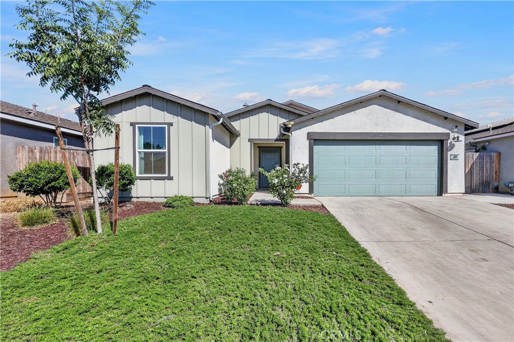 209 Grand View Ct, Merced, CA 95341