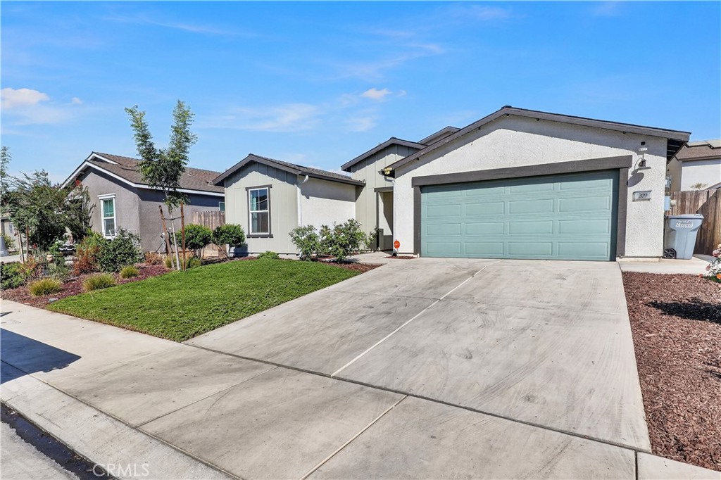 209 Grand View Ct, Merced, CA 95341