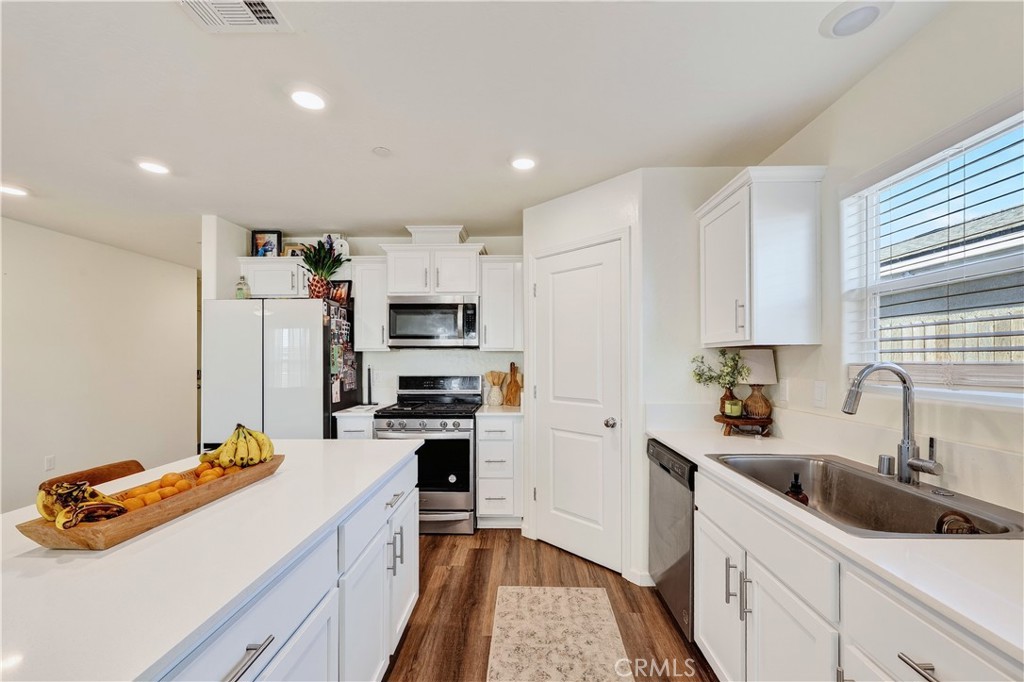 209 Grand View Ct, Merced, CA 95341
