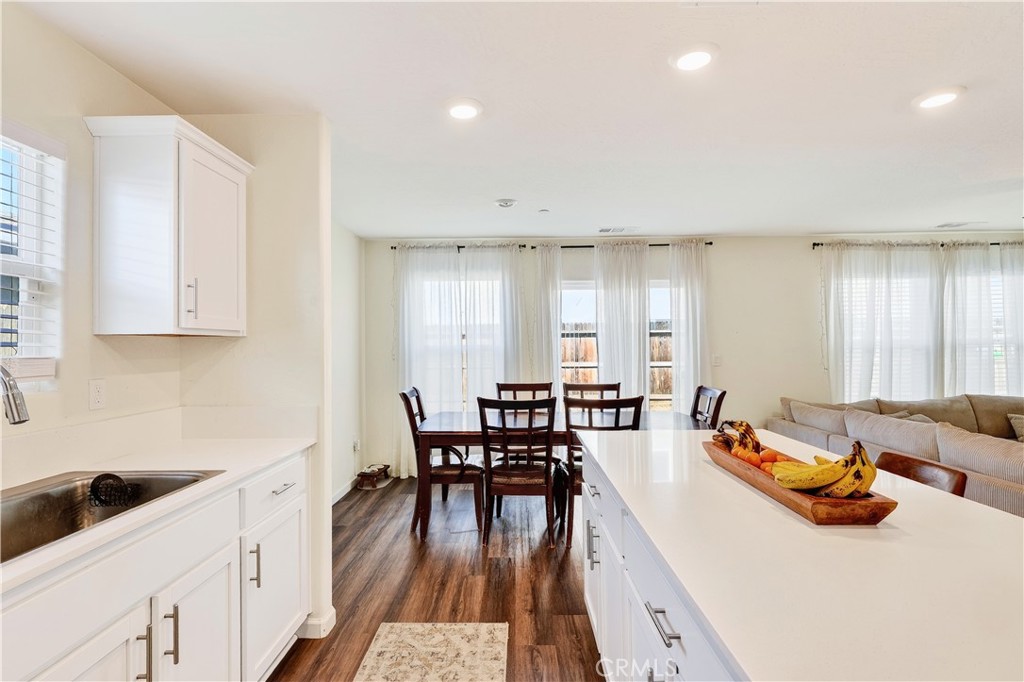 209 Grand View Ct, Merced, CA 95341