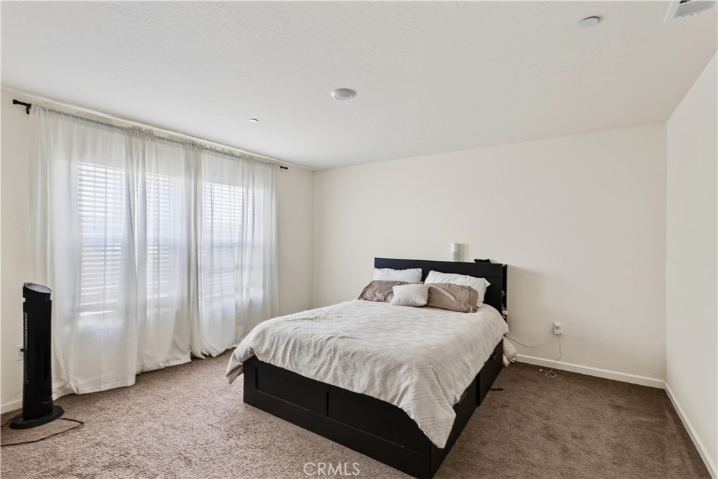 209 Grand View Ct, Merced, CA 95341