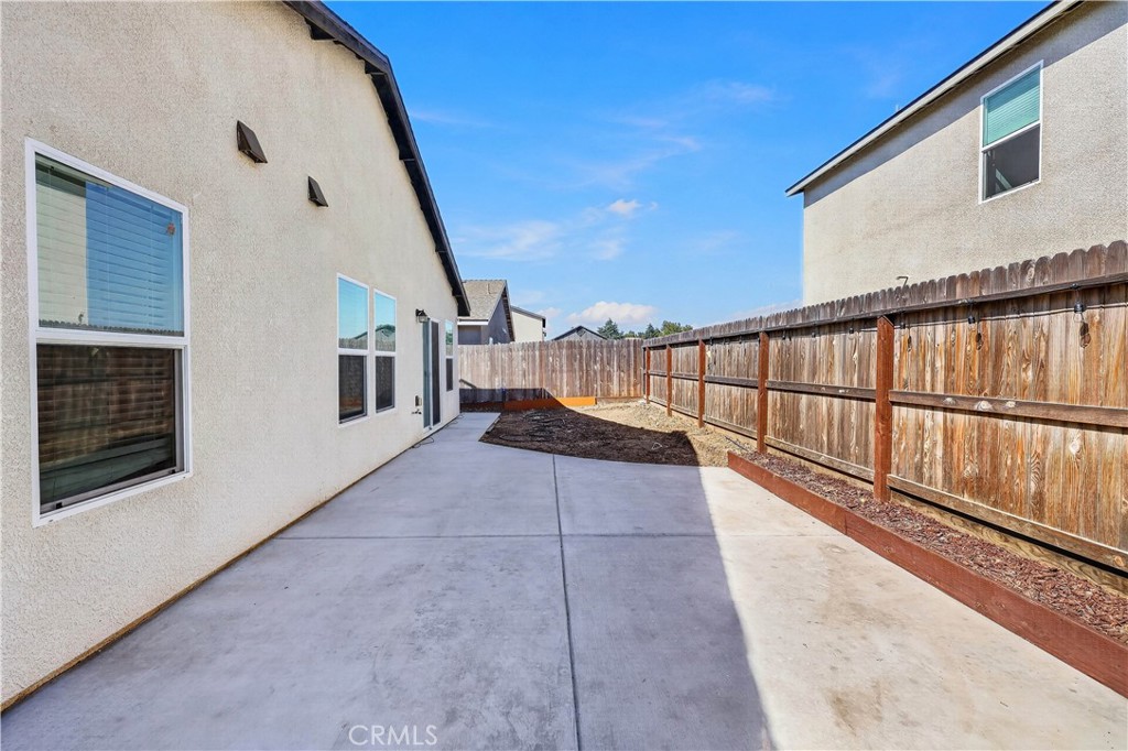 209 Grand View Ct, Merced, CA 95341