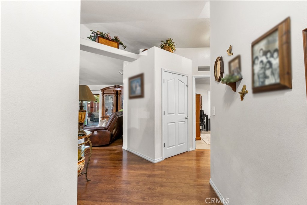 2814 Village Ct, Merced, CA 95348