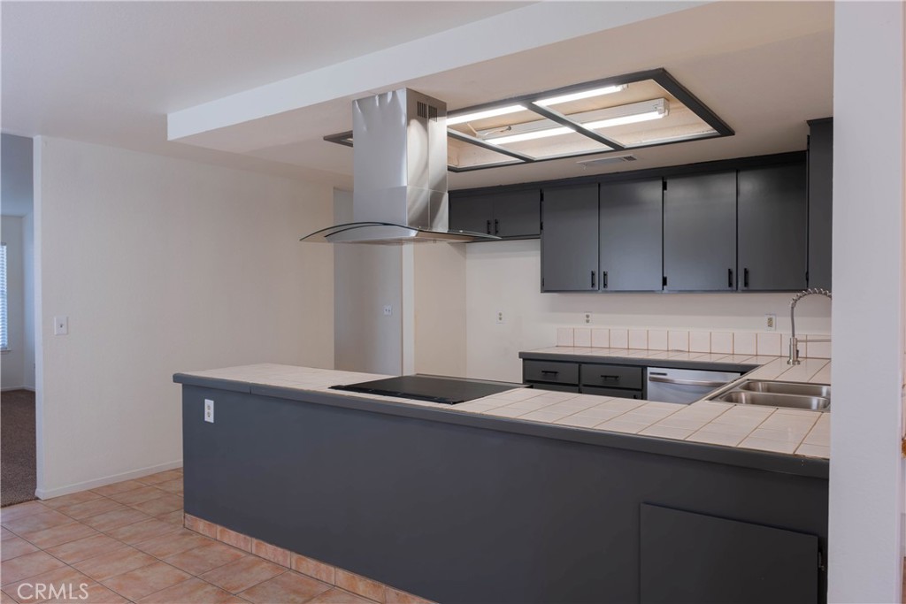 6937 Lawrence Ct, Winton, CA 95388