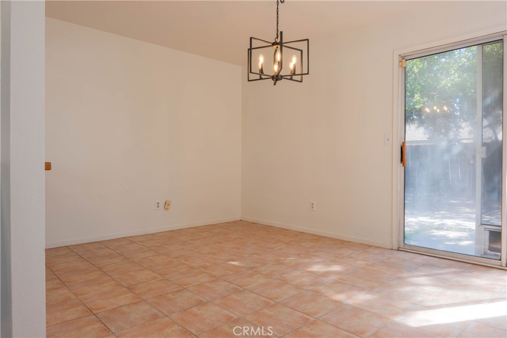 6937 Lawrence Ct, Winton, CA 95388