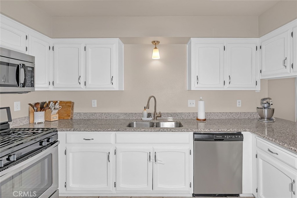 2708 Carmel Ct, Atwater, CA 95301
