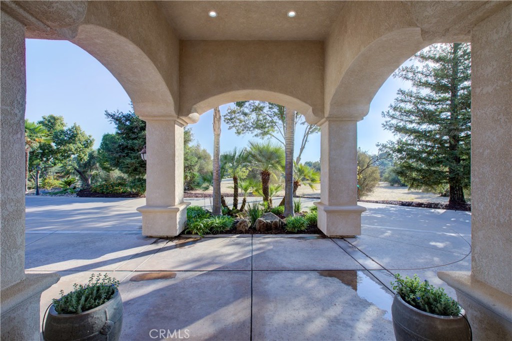 2861 Trovare Ct, Merced, CA 95340