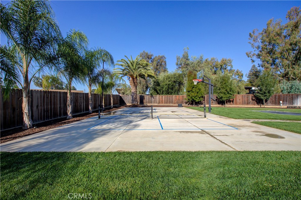 2861 Trovare Ct, Merced, CA 95340