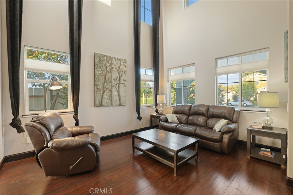 1725 1725 Luna Bella Lane, Manteca, CA 95337