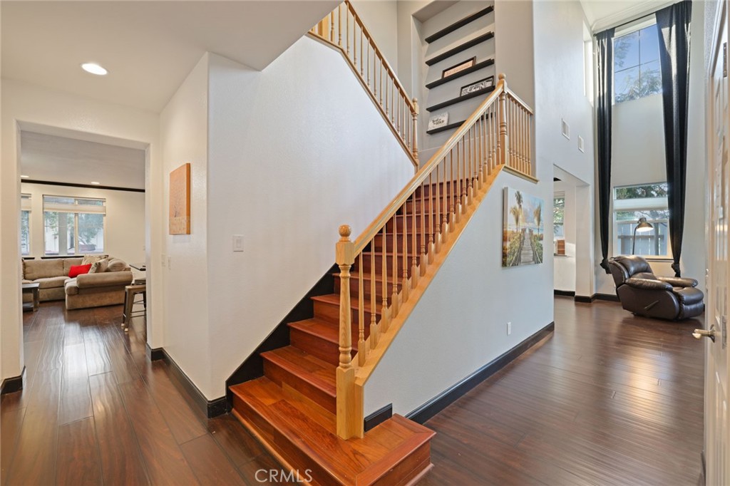 1725 1725 Luna Bella Lane, Manteca, CA 95337