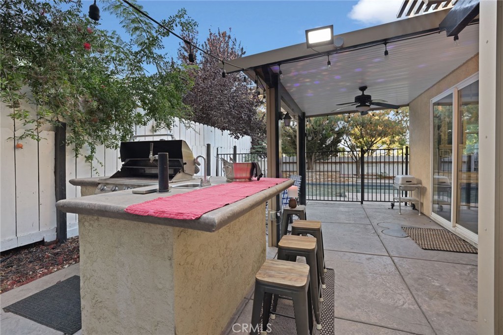 1725 1725 Luna Bella Lane, Manteca, CA 95337